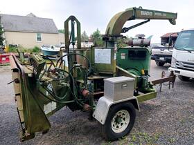 Xp250 Bandit 2004 Diesel Powered Brush/wood Chipper Runs Great Only 2270 Hrs