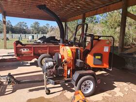 Ch6730h Bear Cat Bearcat Wood Chipper Model Low Hours 6 Inch Capacity Gas Engine Tow Trailer