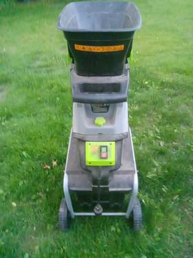 70015 Earthwise Chipper/shredder 15 Amp. # 70015. Electric