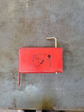 681-0104 Mtd Chipper Shredder Bracket
