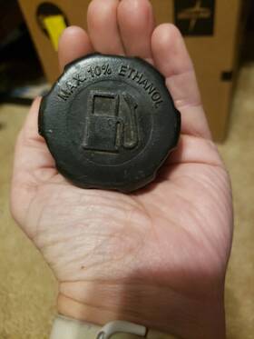 951-10300 Mtd Fuel Cap Assembly Murray Troy-bilt 250 240 020 Cc94m Cc98m 220
