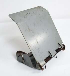 Mtd-781-0492a Mtd White Craftsman - Chipper Shredder Hopper-pivot Door And Lockout Bracket