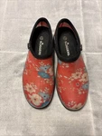Slogger Women Sz 11 Waterproof Garden Shoes Red Floral. Fixed Price $17.50.