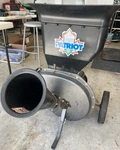 Patriot Products Chipper Shredder Vac 1.5 Hp 115V Excellent Conditon W/ Bag. Fixed Price $495.00.
